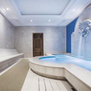 Hotel Charisma Deluxe