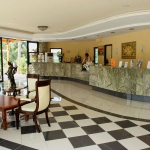 Eri Beach Hotel