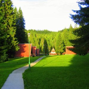 Malina Holiday Village