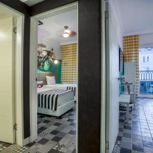 Anjeliq Downtown Hotel