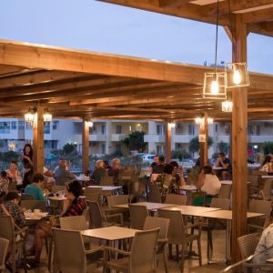 Summer Beach Hotel