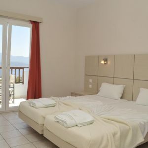 Hotel Naftilos (adults only)