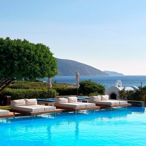 ST. NICOLAS BAY RESORT HOTEL and VILLAS