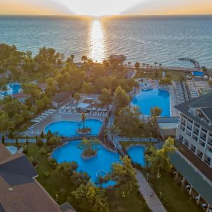 Amara Luxury Resort and Villas