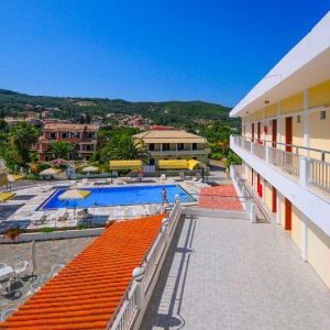 Hotel Prassino Nissi