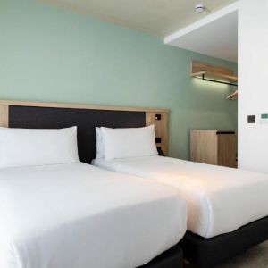 Hotel Levante St Julians, Affiliated by Melia