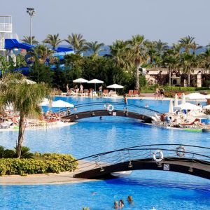 Hotel Miracle Resort