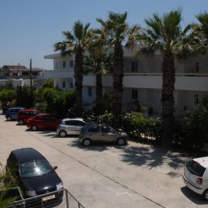 Hotel Paleos Apartments