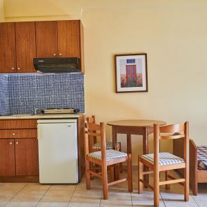 Troulis Apartament Hotel