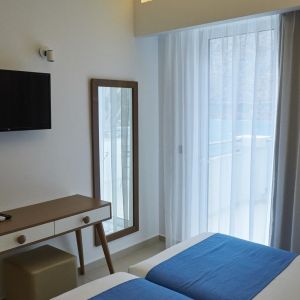 Troulis Apartament Hotel
