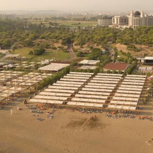 Jadore Deluxe Hotel and Spa