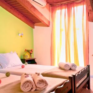 Hotel Elena Studios
