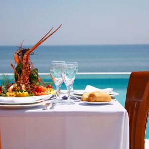Hotel Ramada Plaza Thraki