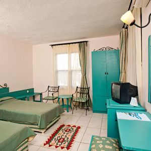Titan Club Hotel
