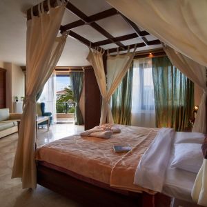 Hotel Toroni Blue Sea