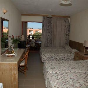 Hotel Rethymno Village