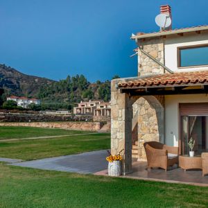 Nefeli Villas and Suites