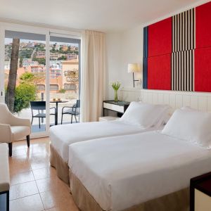 H10 Casa Del Mar