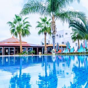 Yiannis Manos Resort Hotel