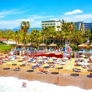 Hotel Holiday Park