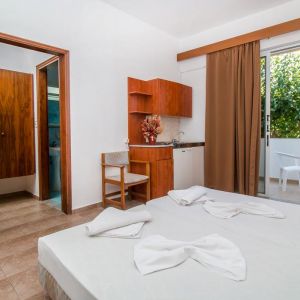 Hotel Achousa