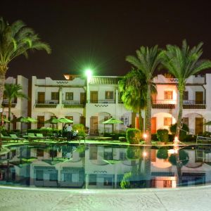 Dive Inn Resort