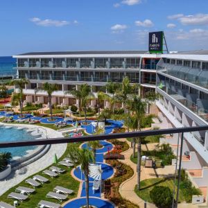 Hotel Faros