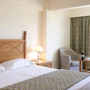 Hotel Mitsis Petit Palais Beach