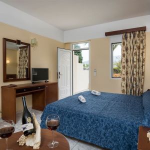 Vantaris Garden Hotel