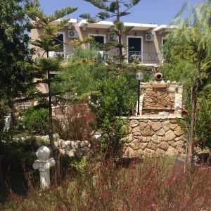 Hotel Merlis Studios