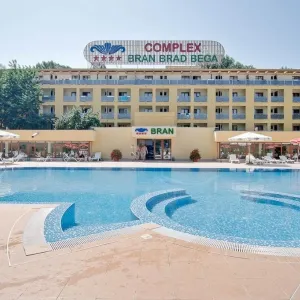 Complex Bran Brad Bega by Steaua de Mare