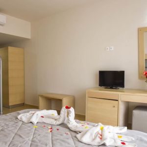 Marathon Hotel