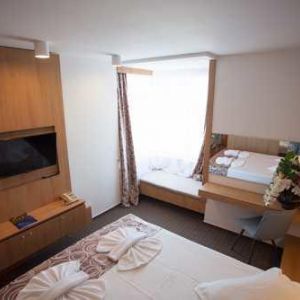 Complex Steaua de Mare Hotel Delfinul, Meduza