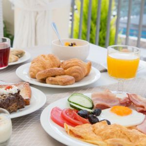 Hotel Enavlion