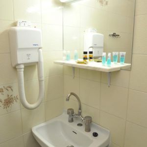 Heleni Beach Hotel