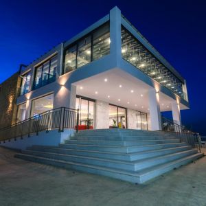 Cavo Orient Beach Hotel