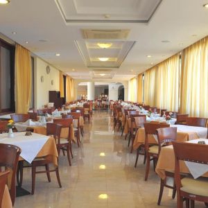 Hotel Vantaris Palace