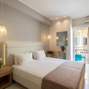 Hotel Rossis Beach