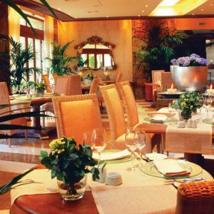 Hotel Sani Asterias