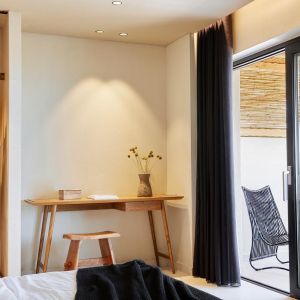 The Syntopia Hotel