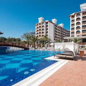 Quattro Beach Spa Resort