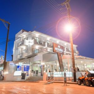 Mouria Studios and Apartments