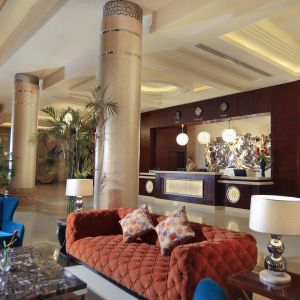 Albatros White Beach Hotel