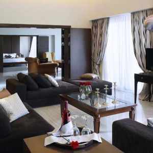 Senimar Royal Blue Resort (The Royal Blue a Luxury Beach Resort)