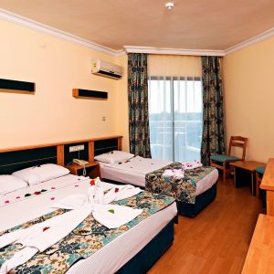 Hotel Caretta Relax