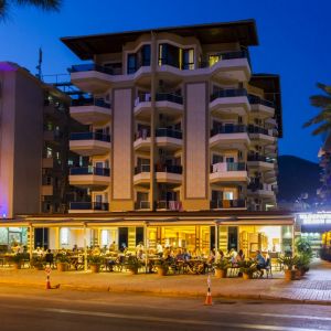Hotel Kleopatra Ada Beach