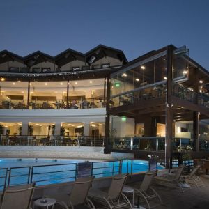 Hotel Cosmopolitan and Spa