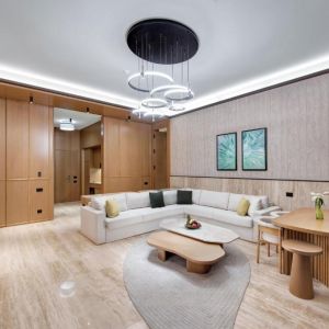 Hotel Regnum the Crown
