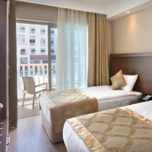 Oz Hotels Side Premium
