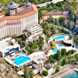 Hotel Alkoclar Adakule
